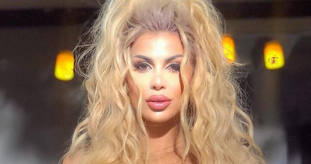 Brenda veturës ‘BMW’ te Luana Vjollces