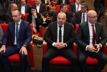 Lajmërohet Radojiçiq: Nuk do të dorëzohem, shqiptarët duan të më vrasin