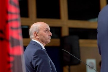 Mustafa sot në orën 17:30 mban konferencë për media