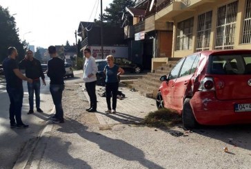 Aksident trafiku në Prishtinë, lëndohet një femër