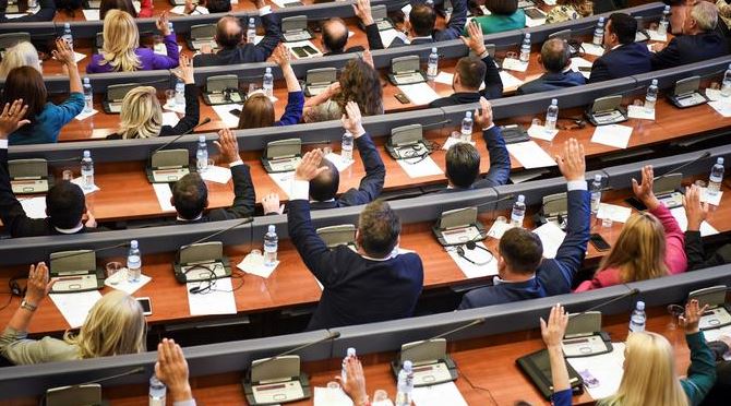 Kuvendi miraton ligjin për referendum