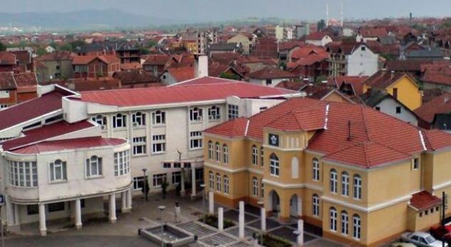 Lugina ka një lutje për Kosovën, pas taksës së re ndaj Serbisë
