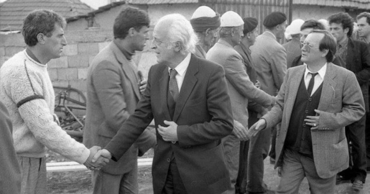 ‘Hej Zot, mos ëm korit ma shum se tri herë n’ditë’