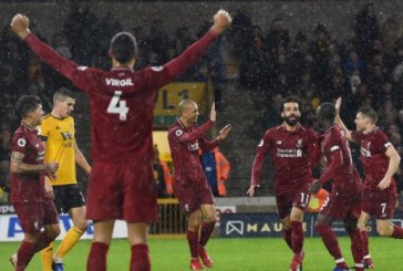 Liverpooli nuk e di se çfarë është humbja, mbetet në krye të Premierligës