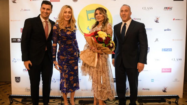 Kryeministri Haradinaj i pranishëm në premierën e filmit dokumentar për Lorik Canën