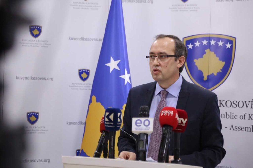 LDK refuzon ftesën e Veselit për t’ju bashkuar ekipit negociator