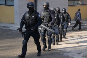 Policia konfirmon bastisjen në shtëpinë e Gecit: Operacioni po zhvillohet për krim të organizuar