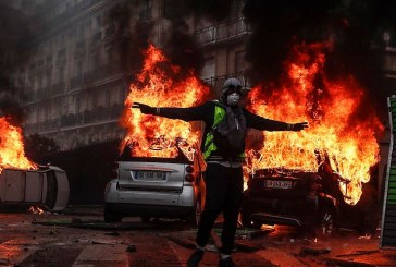 Shikoni se çfarë po ndodhë në Paris, në Protesten kundër çmimit të naftës, 92 të lënduar e mbi 200 të arrestuar.