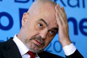 Shqipëria në këmbë, a po rrëzohet Edi Rama ?