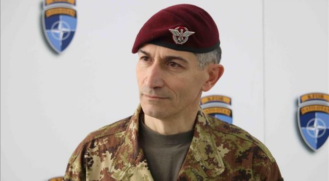 Komandanti i KFOR-it: Ushtria e Kosovës u bë në kohën e gabuar