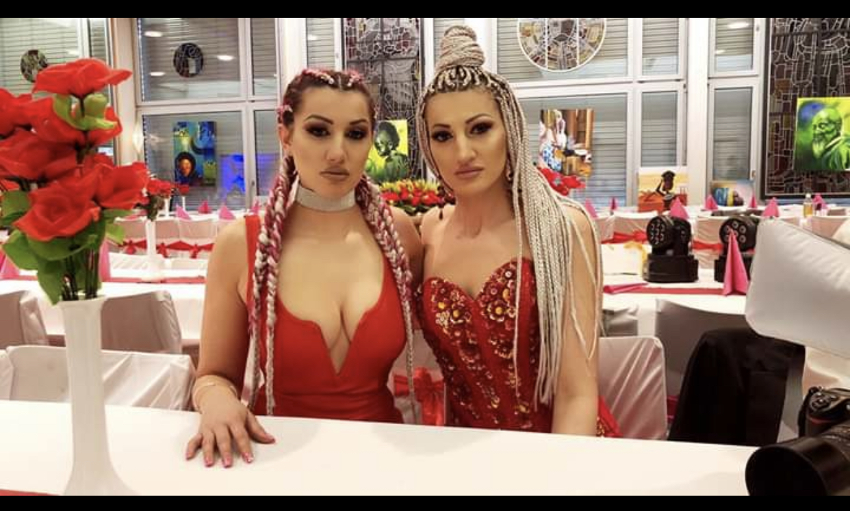 Po zhvillohet spektakli “Miss Kenia” në Zvicër pjesë e jurisë motrat nga Kosova