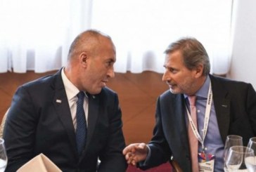 Haradinaj, Hahnit: Ju hiqni vizat, ne e heqim taksën