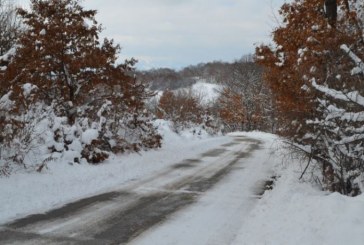 Mitrovicë rrugët e kalueshme pas reshjeve të borës