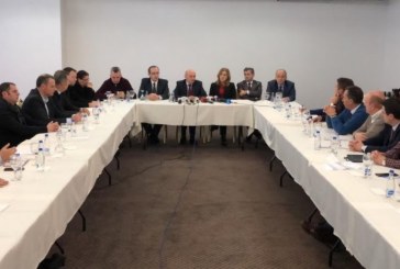 Isa Mustafa: Nuk pendohem se zgjodhem Thaçin president