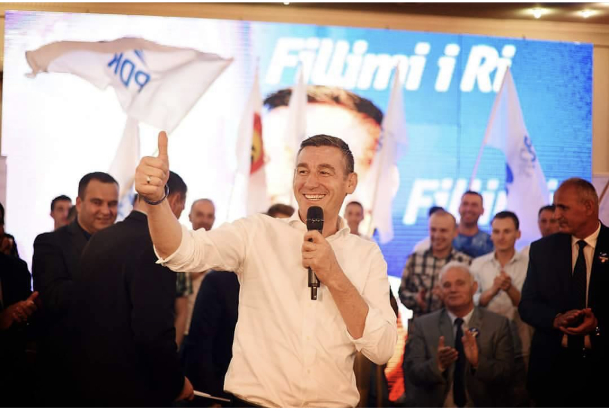 Veseli ul pagat e politikanëve, ua rritë mësuesve, mjekëve e policëve