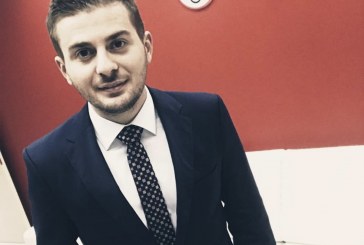 Inspiruesi i gjeneratave të reja, mbanë vulën Gent Cakaj
