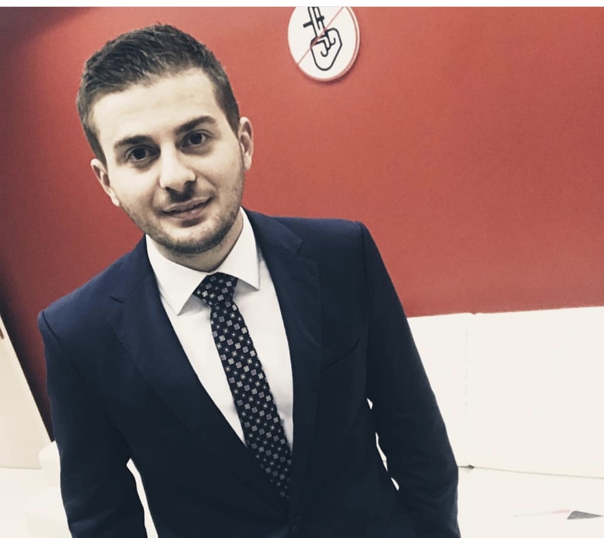 Inspiruesi i gjeneratave të reja, mbanë vulën Gent Cakaj