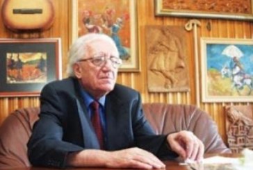 “Mos ma kujto!” Lexoni një ndër poezitë më të bukura të Dritëro Agollit…