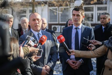 Haradinaj: Taksa s’ka të bëjë me Amerikën, por me Serbinë e Rusinë