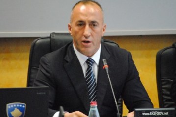 Haradinaj mësimdhënësve: Mos i dënoni fëmijët tanë, nuk është kohë pazaresh