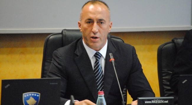 Haradinaj mësimdhënësve: Mos i dënoni fëmijët tanë, nuk është kohë pazaresh