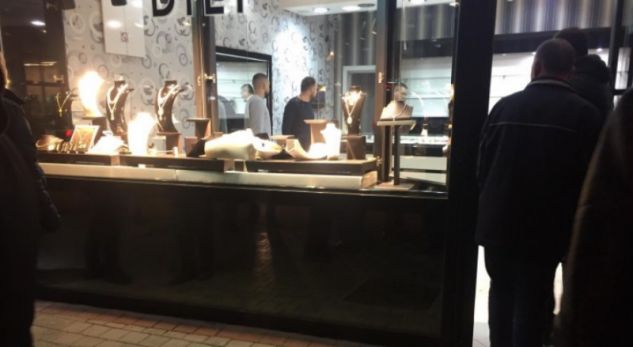 Arrestohen hajnat që kryen grabitjen e armatosur në Ferizaj