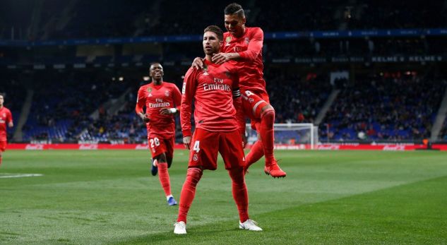 Real Madridi arrin fitore të rëndësishme në Barcelonë
