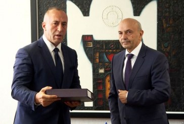 Isa Mustafa: Unë vetëm me 11 këshilltarë bëja punë me të mirë se sa Ramushi me 35 këshilltarë