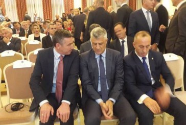 Ka filluar takimi i Ambasadorit amerikan, me krerët e shtetit