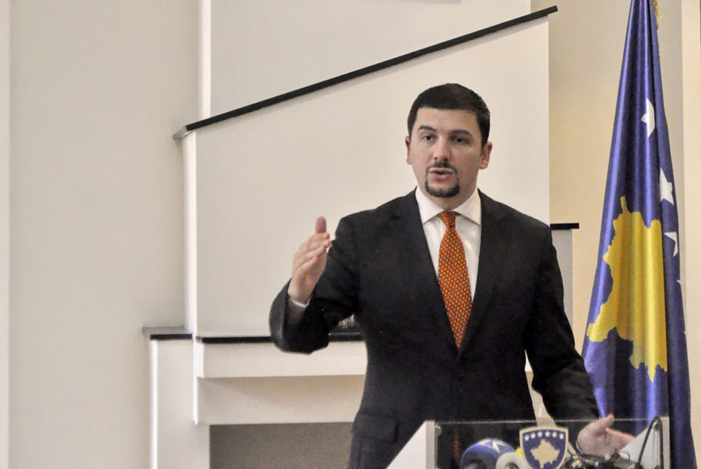 Memli Krasniqi: VV-ja po ia bën qejfin LDK-së me rezultatet e sondazheve