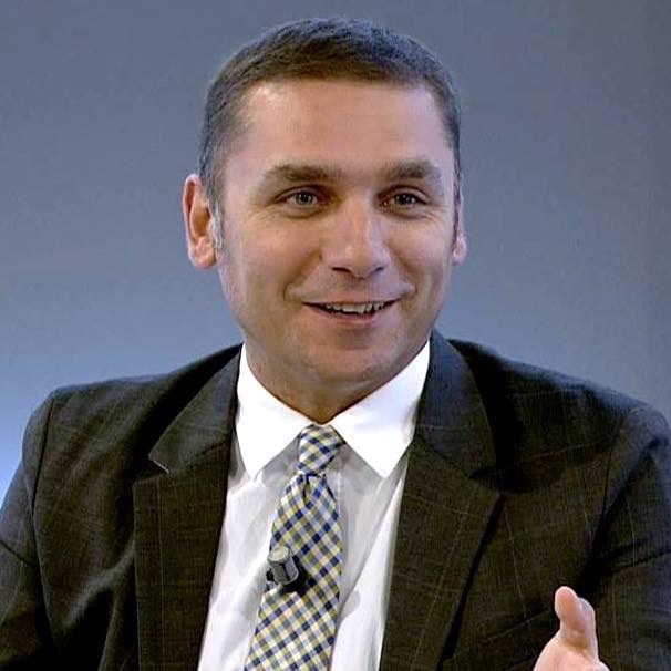 Krimi në Kosovë, varri në Serbi, karriera në Kuvend e Qeveri