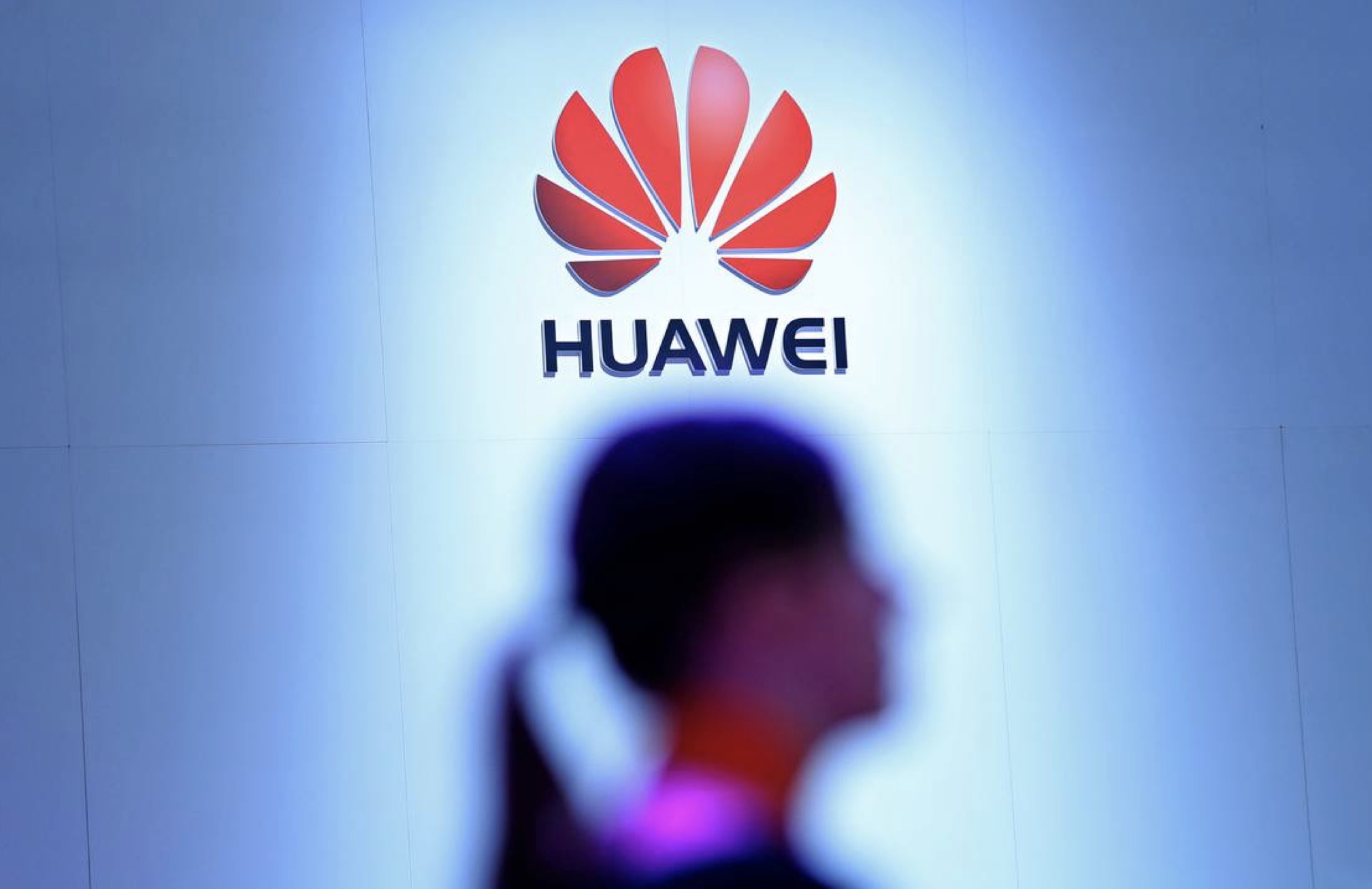 Çfarë fshihet pas aferës Huawei?