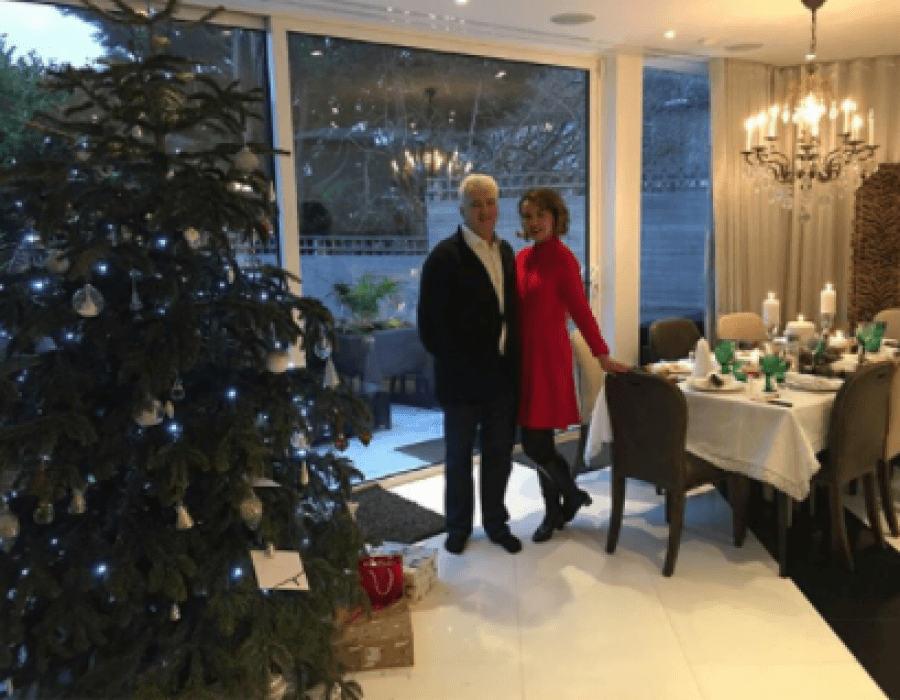 Brenda shtëpisë 1.3 milionë funtëshe që Rita Ora ua dhuroi prindërve