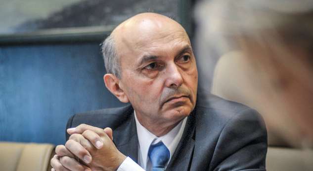 Mustafa kritikon Veselin për qasjen ndaj LDK-së: Ai nuk bënë mirë të mirret me LDK-në