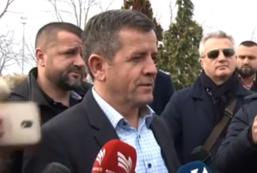 Remi niset për në Hagë