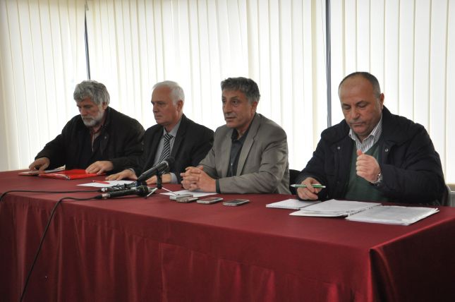 SBASHK refuzon ofertën e Haradinajt: Greva vazhdon