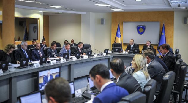 Haradinaj zvogëlon Qeverinë e ardhshme, por jo aktualen