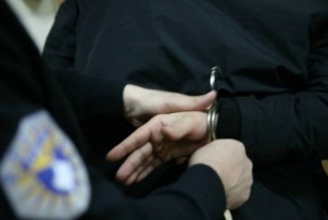 Arrestohen dy të dyshuarit për grabitjen e armatosur në Prishtinë