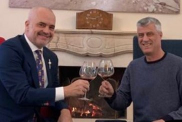 Thaçi dhe Rama cakrrojnë gotat: Qoftë ky vit i shqiptarisë