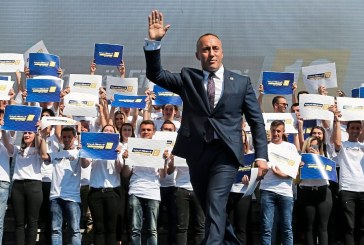 Haradinaj: Mbane mend çka po ju them, taksa nuk hiqet. Nuk e ha mallin e dikujt që m’i ka vra anëtarët e familjes