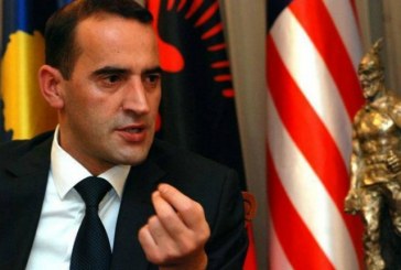 Daut Haradinaj-deputetëve: Gjysma e parlamentit ishit SHIK, marre ju koftë