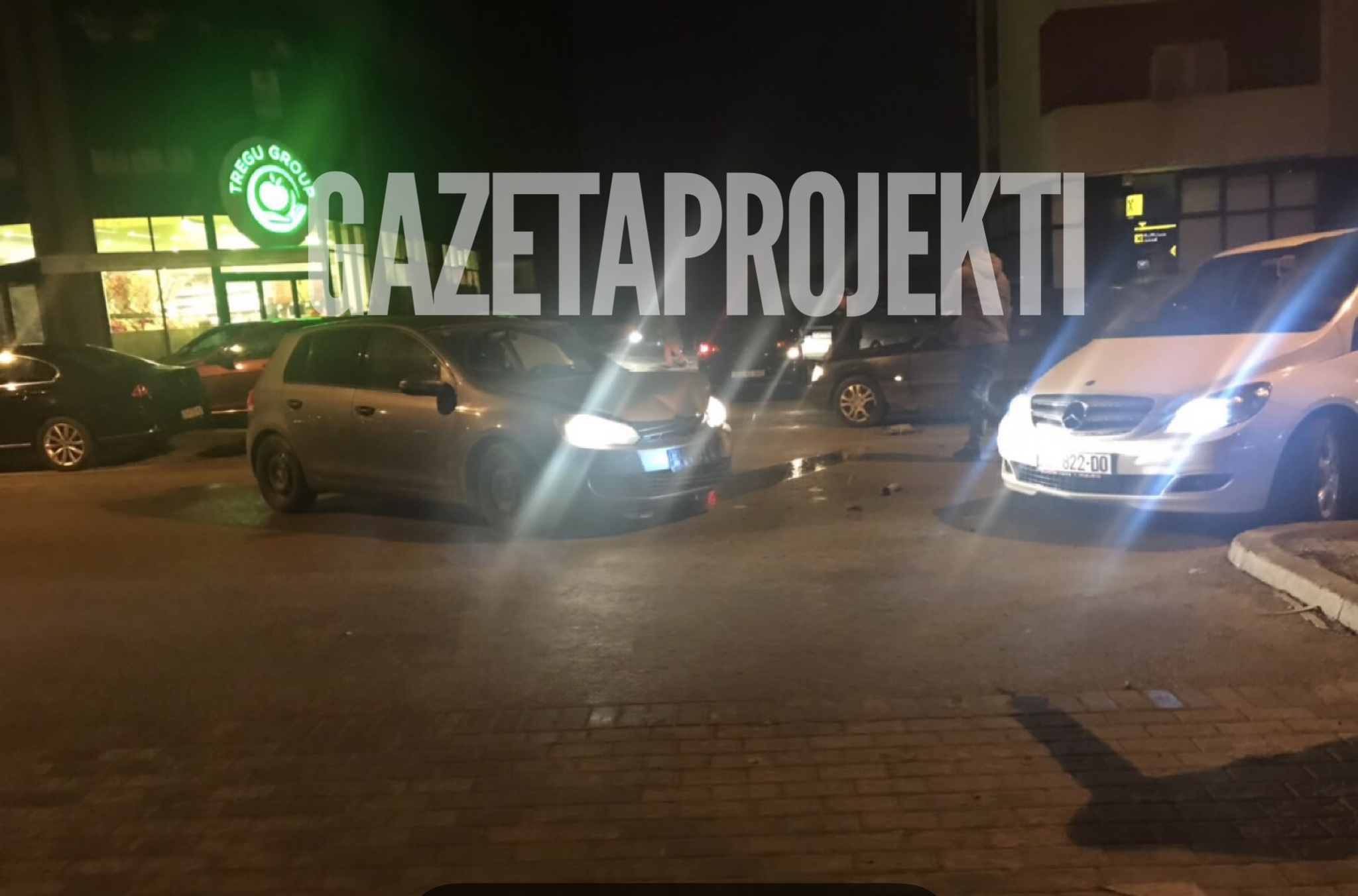 Aksident në lagjen Kalabria, bllokohet lagjja