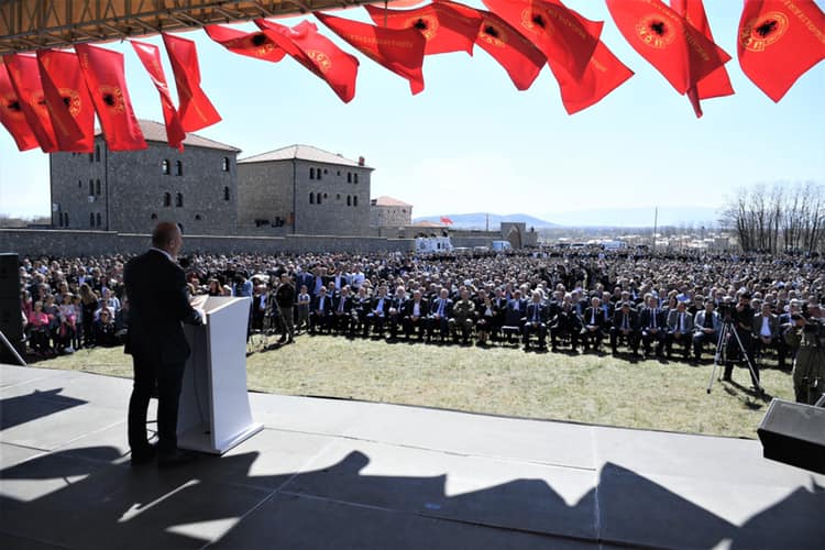 Haradinaj falendërues për ata që morën pjesë në 21-vjetorin e Epopesë së Dukagjinit