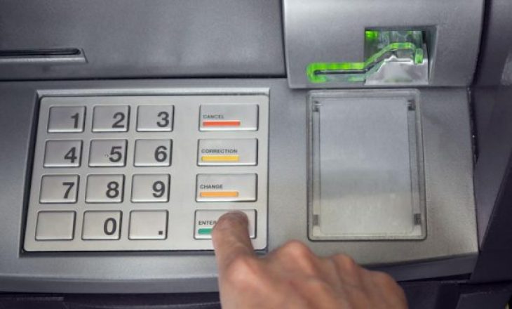 Pronarëve të Kazinove në Kosovë, u bllokohen  llogaritë bankare