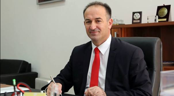 Rikthehet Ramë Vataj, zgjedhet kryetar i PDK-së në Suharekë