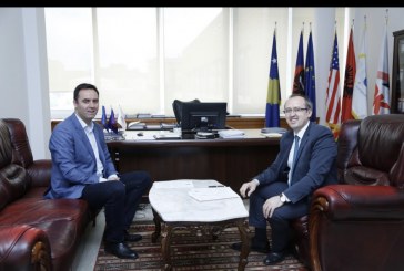 Fundi i qeverisë, PDK-AAK-NISMA, paralajmërohet nga LDK dhe VV