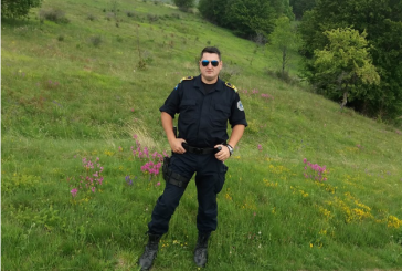 Ky është njëri nga policët serbë që u arrestua në aksionin e sotëm në veri