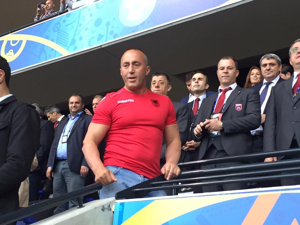 Haradinaj: Edi Rama duhet ta heq taksën në “rrugën e kombit” sa më shpejt