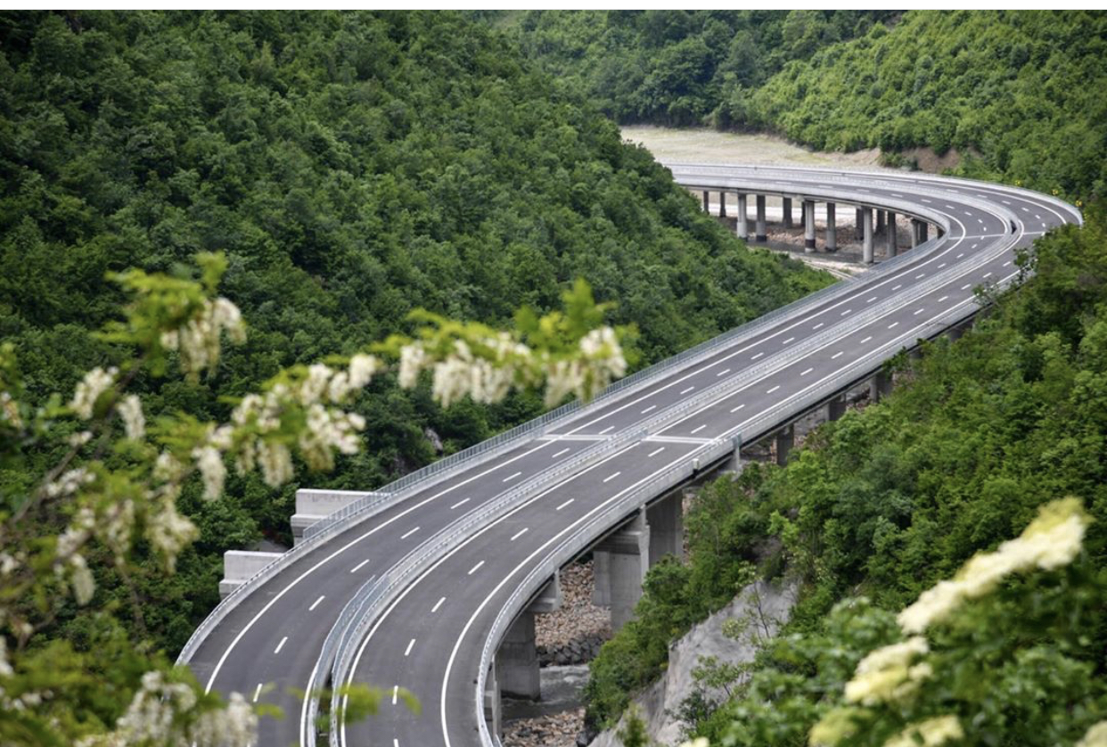 Kjo është ora kur nis qarkullimi në autostradën Prishtinë – Shkup