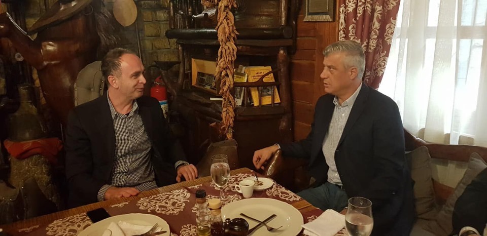 Presidenti Thaçi viziton Tuzin, takon kryetarin Nik Gjeloshaj
